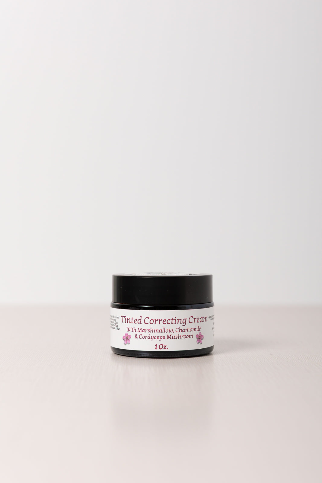 Cordyceps, Marshmallow &amp; Chamomile Tinted Correcting Cream
